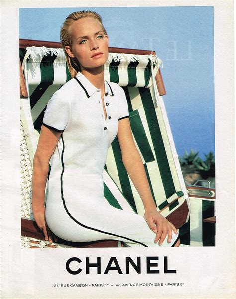 vêtement coco chanel pour femme|Chanel coco beach.